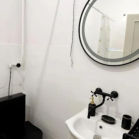 Nice Studio In City Center Krakow Exterior photo